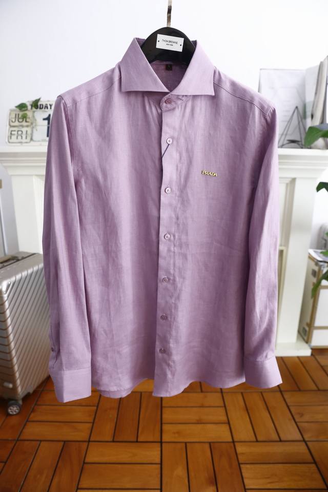 Pula* pr*Da. 25 Summer Men's Thin Long-Sleeve Shirt! The luxurious brand's class