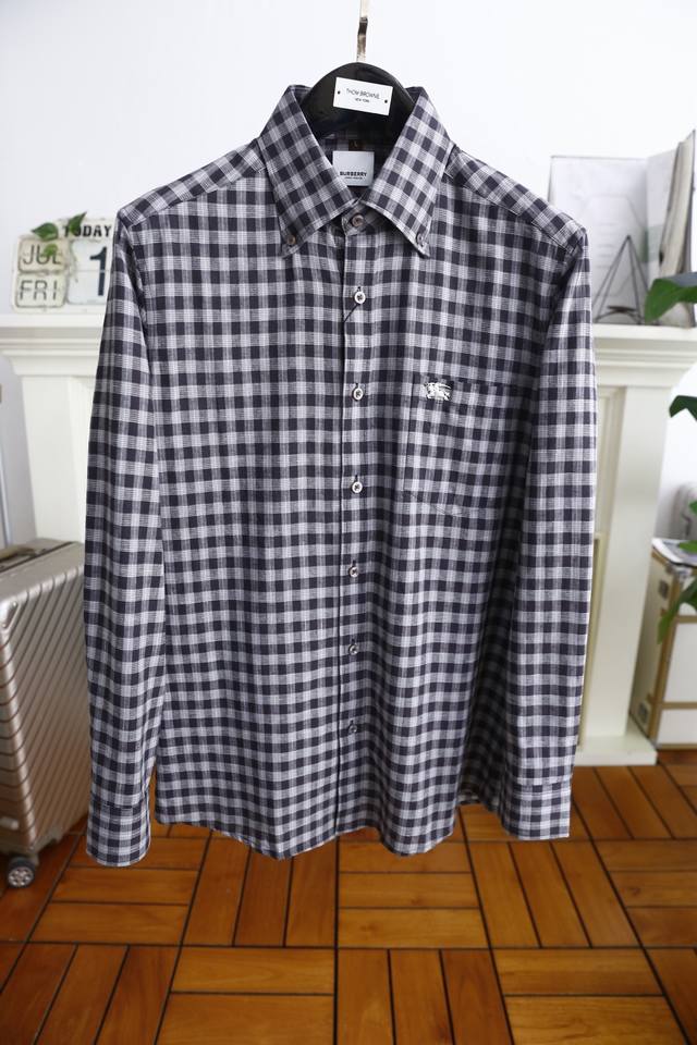 Burberry*Rry. 25 Summer New Arrival Men's Classic Plaid Shirt - Super Stylish!