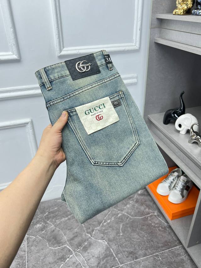 Gucci New Arrival 2680 New Year Hot Item Available in Department Stores. Premiu