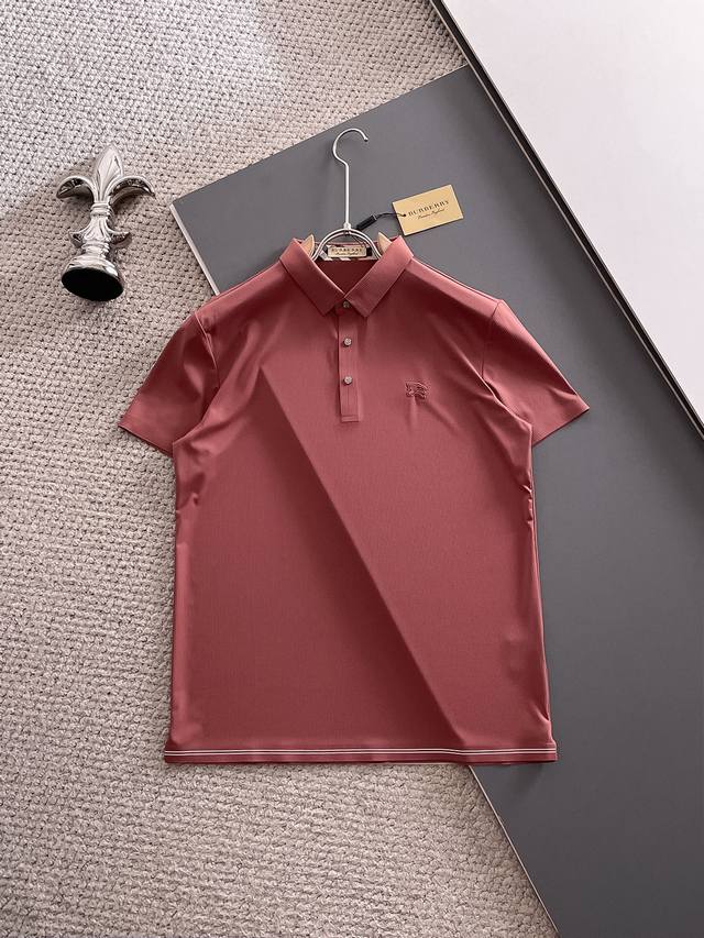 A must-have for high-end business professionals from Burberry! Seamless casual b