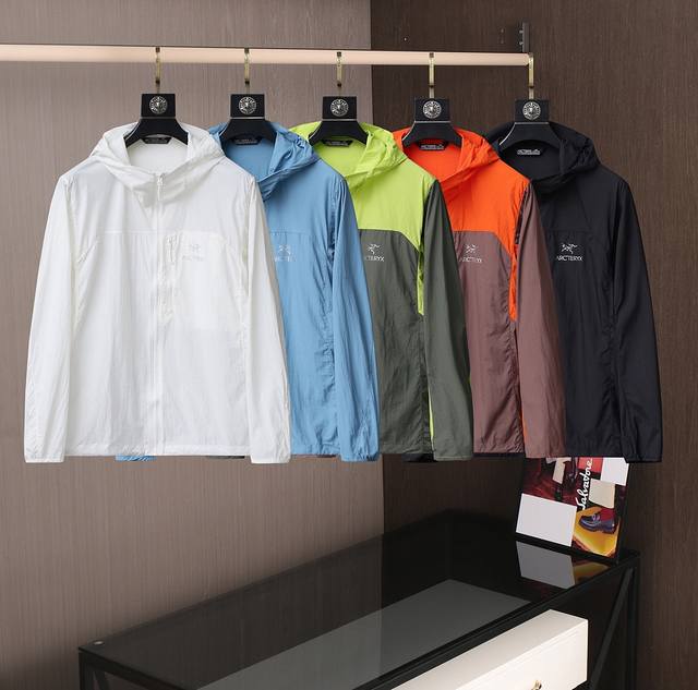 Arc'teryx Men's New Sun Protection Jacket, Urban Fashion Casual Hooded Ultra-Th