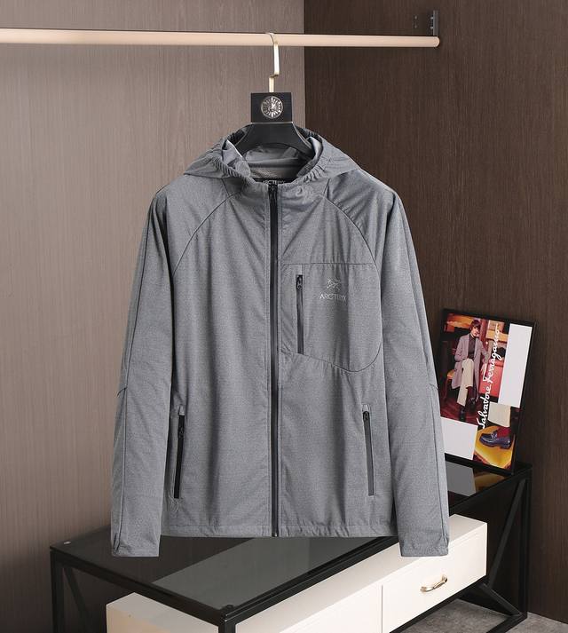 1:1 replica of the Arc'teryx official website style. New autumn/winter windproo