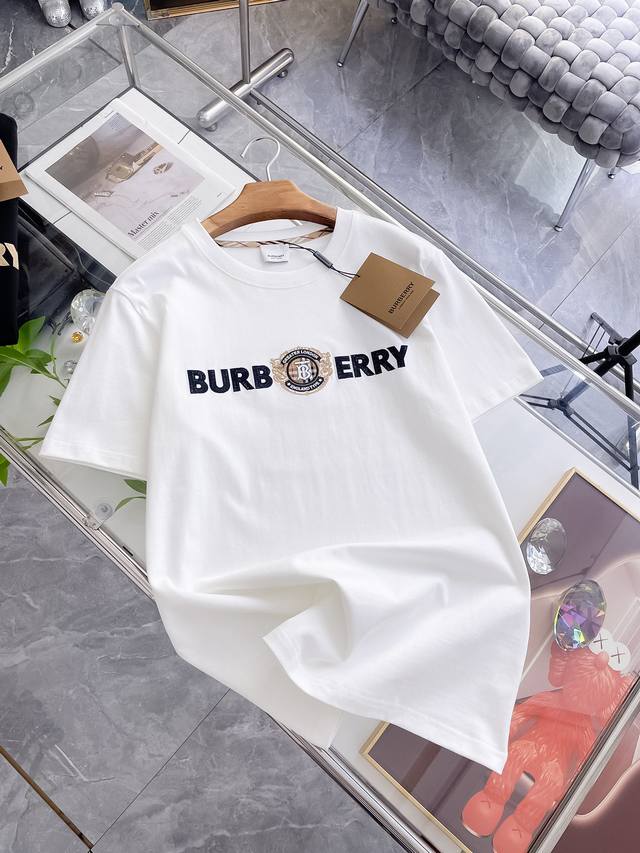 Burberry Haute Couture Fabric 2025 Spring/Summer New Arrival. A fashionable and