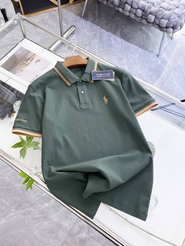 A must-have item for high-end business professionals! Seamless, heat-sealed ice