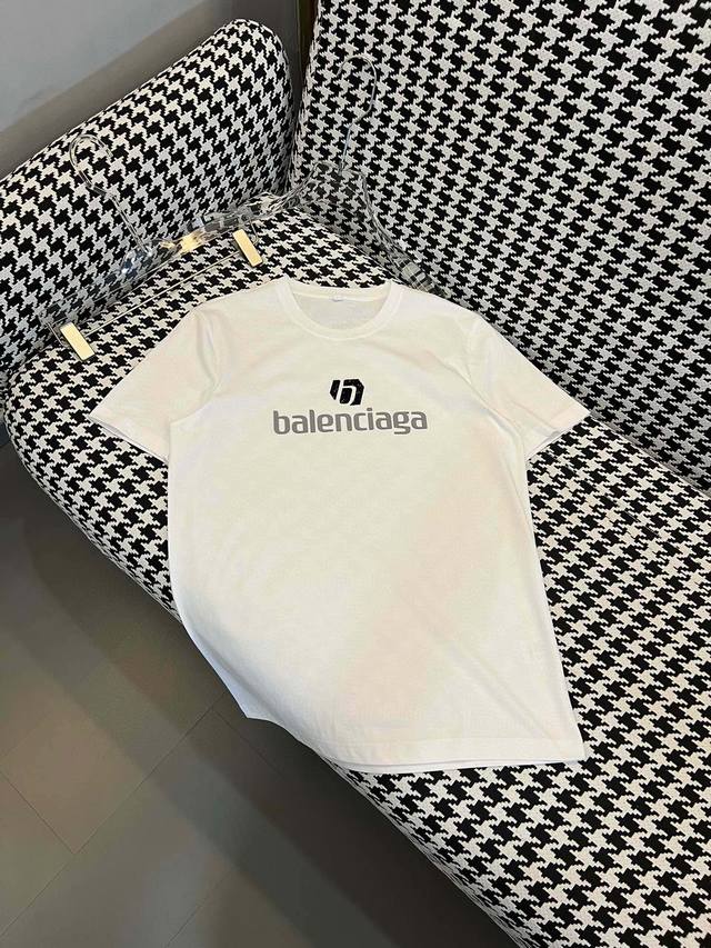 Paris Home: 25Ss latest letter-print versatile short-sleeved T-shirt, top-notch