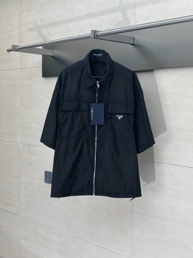 prad* Prada Nylon Double Pocket Short-Sleeve Shirt (DDD) Crafted from lightweigh