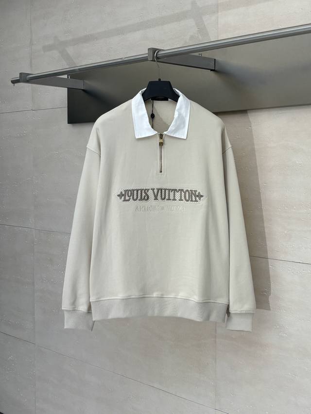 LV Louis Idol Embroidered Half-Zip Crew Neck Sweatshirt Features an embroidered