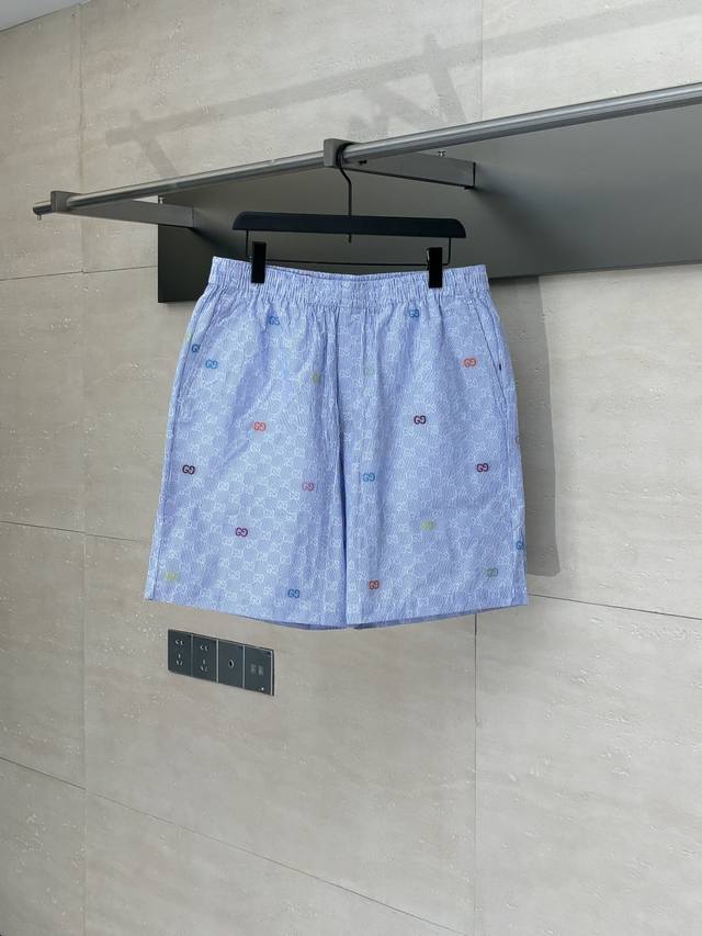 Gucc* Gucci Jacquard Striped Casual Shorts Made from premium light blue and whit