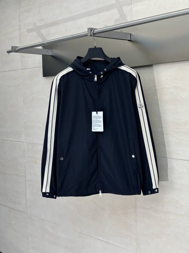 Monce* Moncler 2025 Autumn/Winter New Side-Sleeve Webbing Hooded Trench Coat Ori