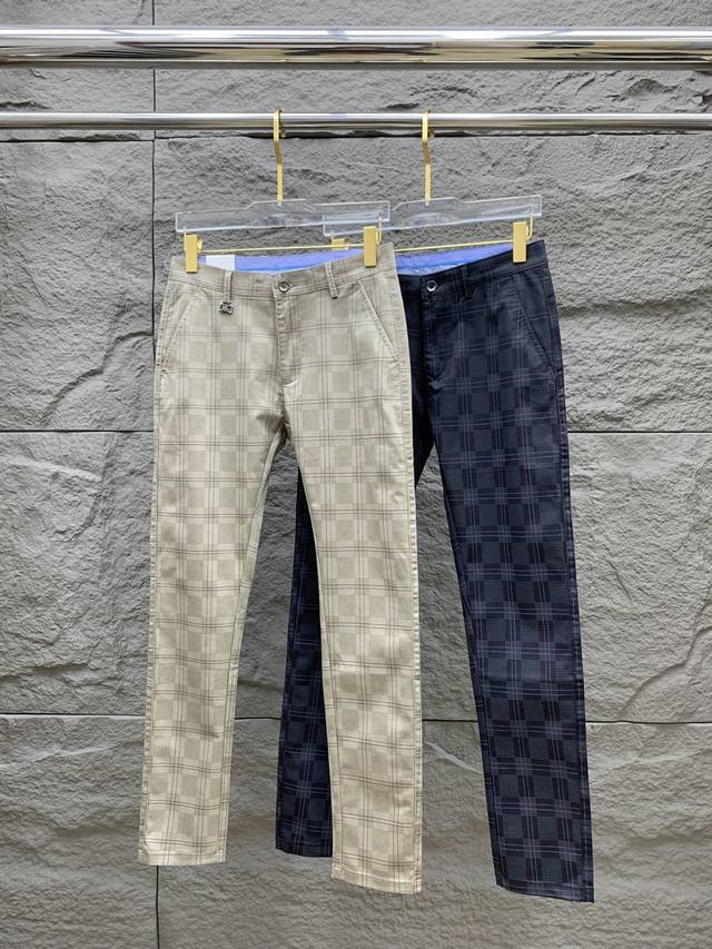 Burberry's new 2025 Spring/Summer collection is here! Available in boutiques and