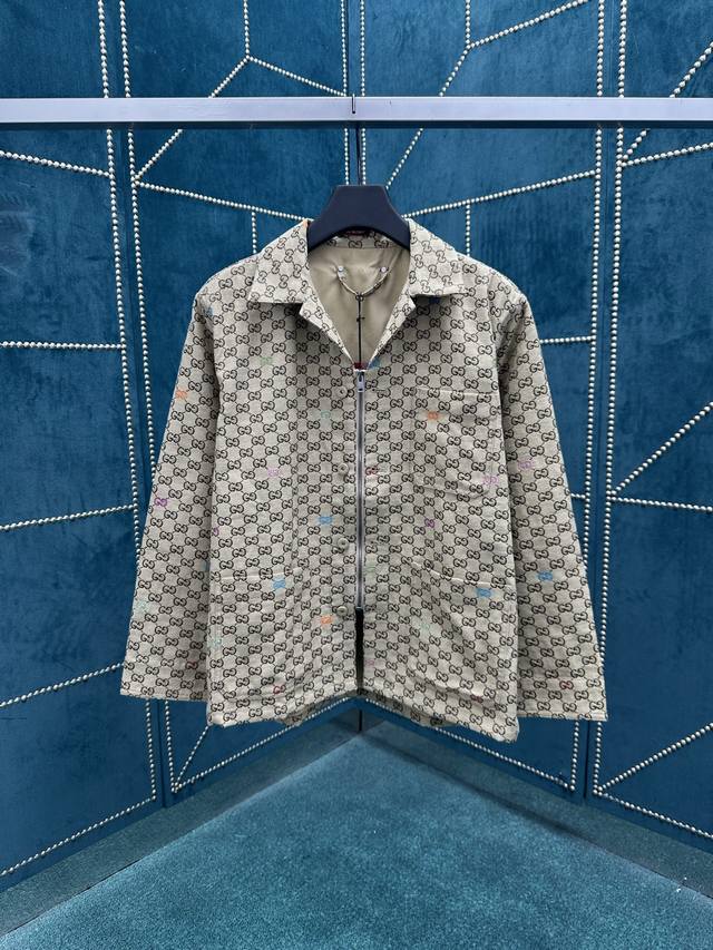 G brand 25Ss new jacket crafted from camel and dark brown GG canvas, adorned wit