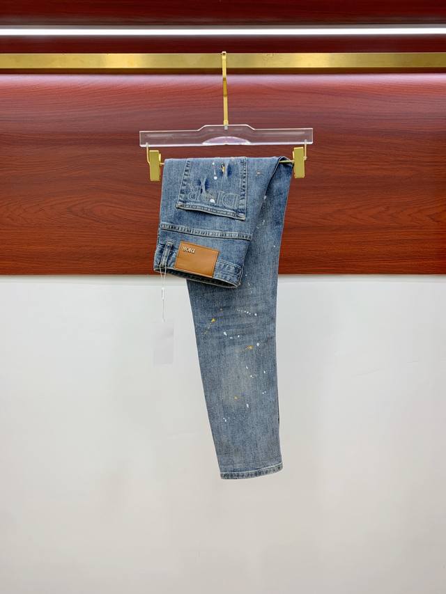 Dior Men's Denim Jeans, officially announced in catalogs and posters! Made with