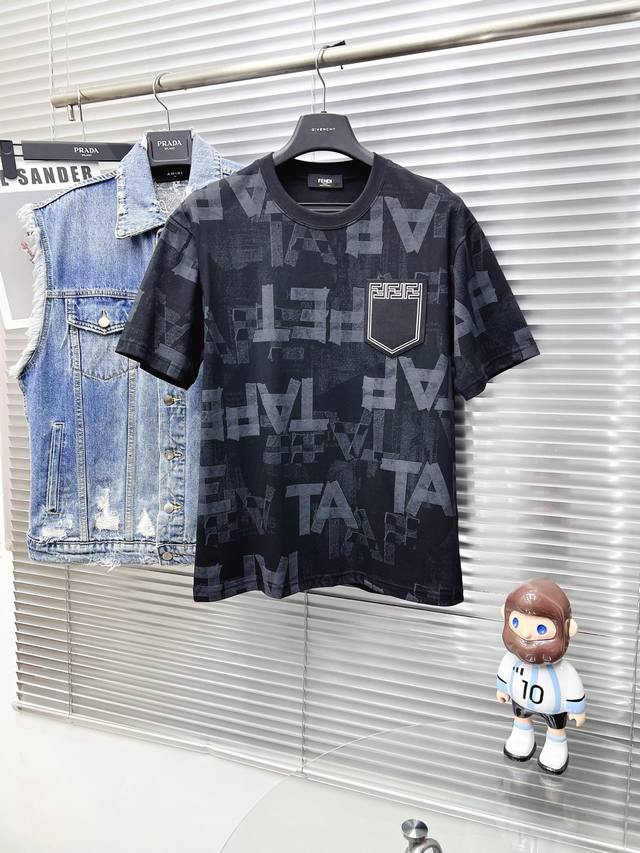Fendi 2025Ss New Three-Flower Logo Print Short-Sleeve T-Shirt, made of custom co