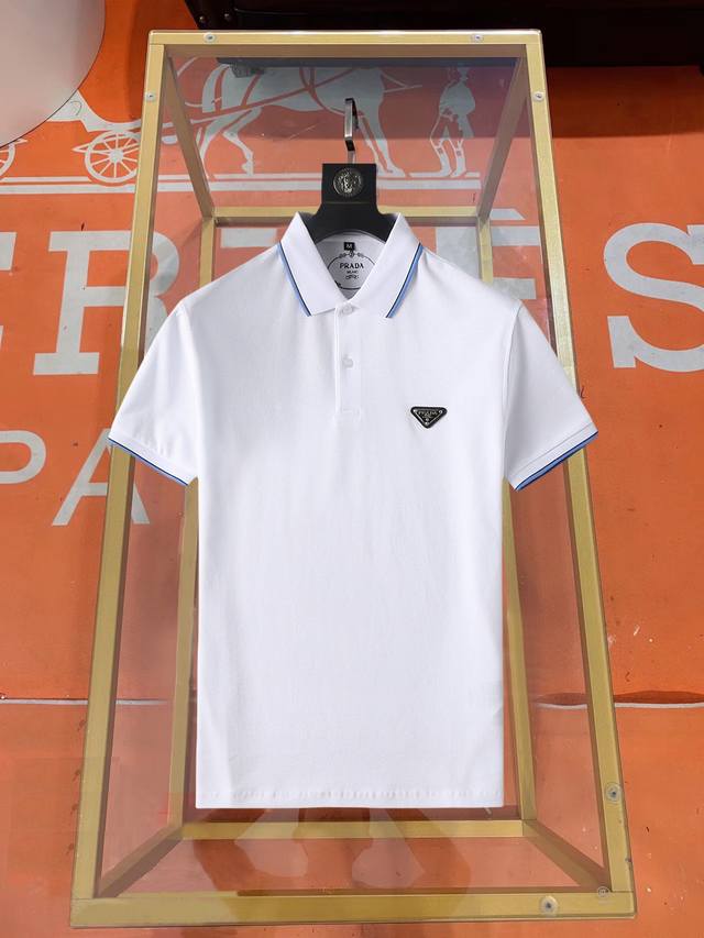 A must-have item for Prada high-end business professionals! Casual business sho