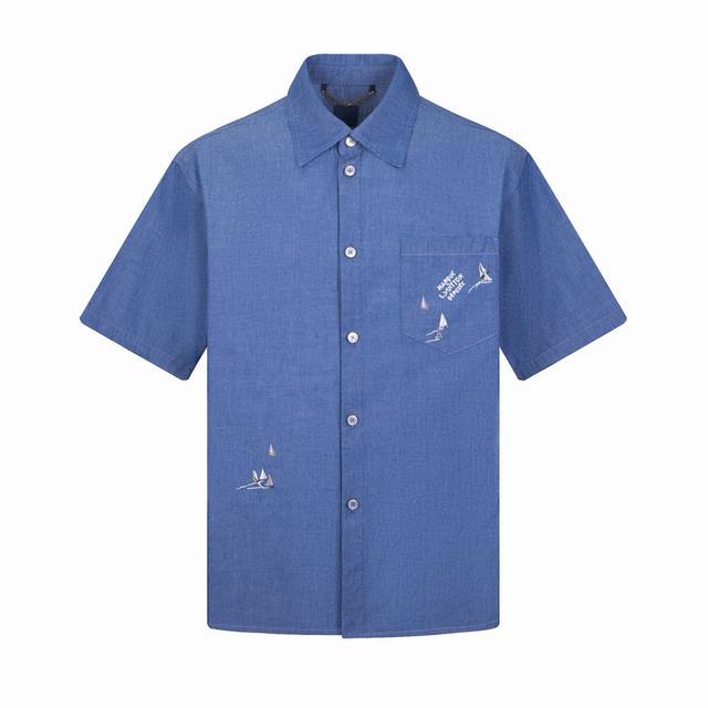 Matching shorts and shirt set DDD