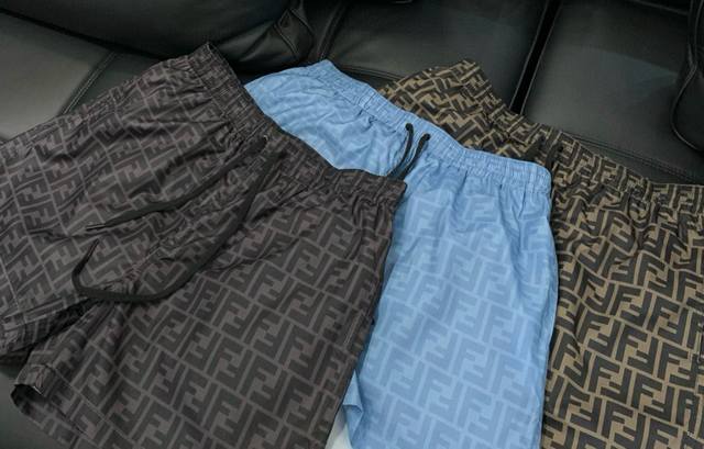 Exclusive supply of Fendi in three colors: black, brown, and blue. Fd Double F B