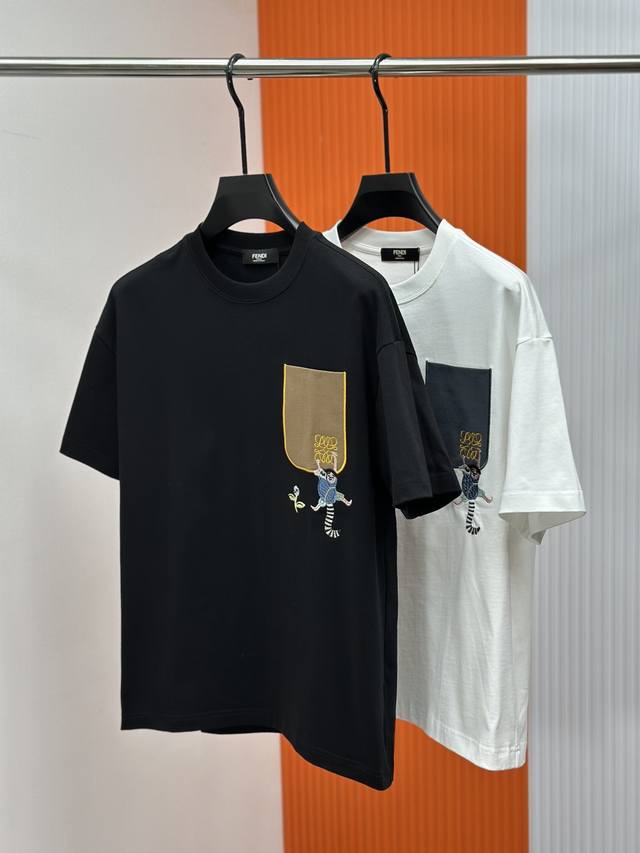 Runs large, fits up to 230 lbs. Loewe 2025 Summer New Arrival, available in stor