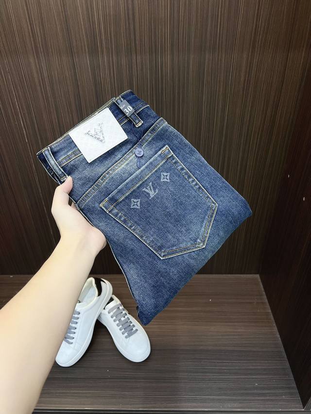 Lv 2025 Spring/Summer New Arrival - High-quality jeans, 1:1 replica from the ori