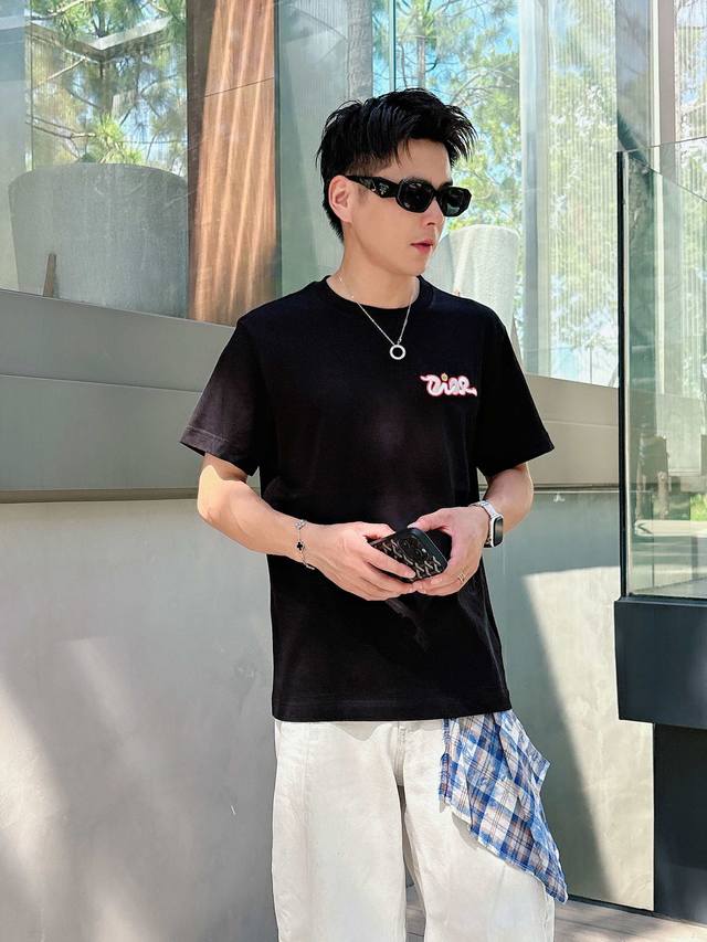 Dior Summer New Arrival, high-standard custom embroidery, very stylish when wor