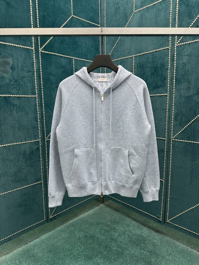 Dior's new 25Ss hooded track jacket blends classic haute couture style with a b