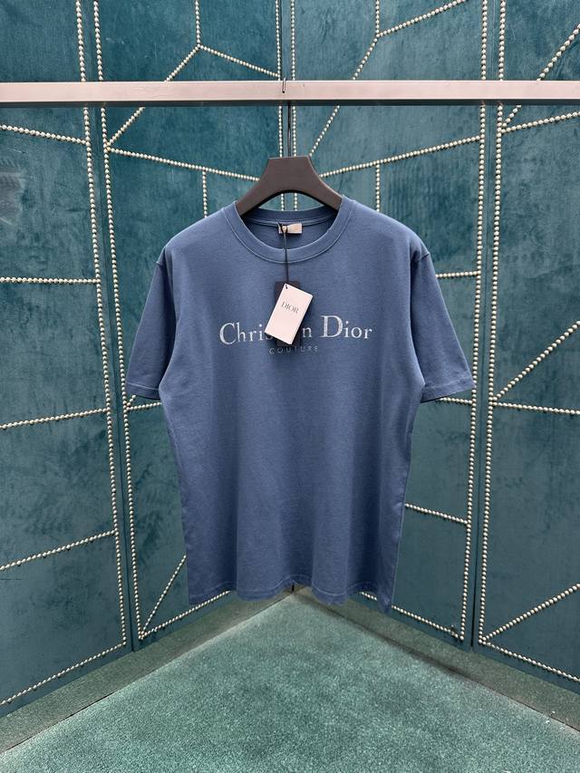 The new Christian Dior Couture T-shirt (2025 Ss) is a new addition to the Fall