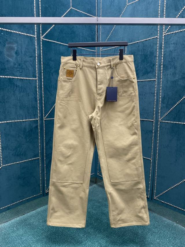 L'Vuitton 25Ss New Cargo Pants. These cargo pants are made of cotton canvas in a