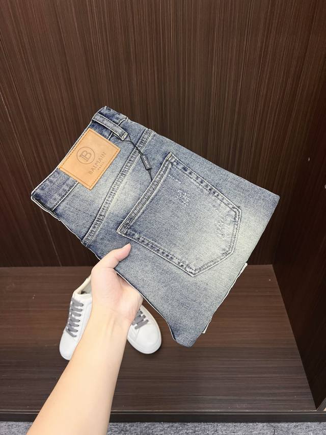 Balmain Men's Denim Jeans, officially announced in the catalog and posters! Mad