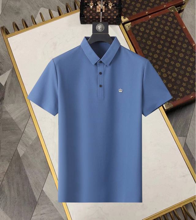 D&G (Dolce & Gabbana) - A must-have for high-end business professionals! Seamles