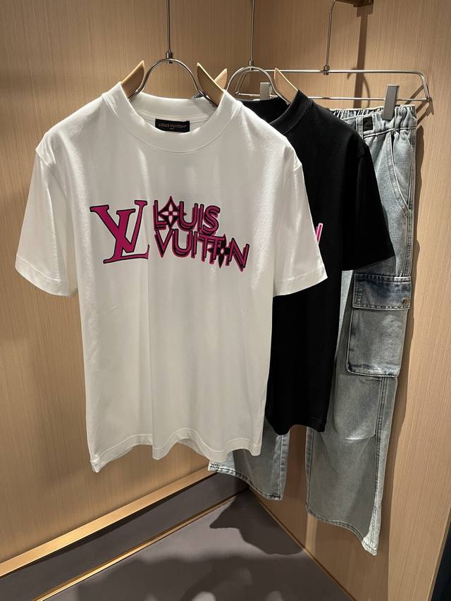 Louis Vuitt's Spring/Summer 2025 collection is now available! This incredibly st