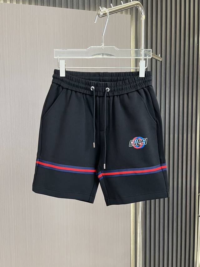 25Ss Gu Jia's latest stretch fabric shorts are comfortable and soft to the touch