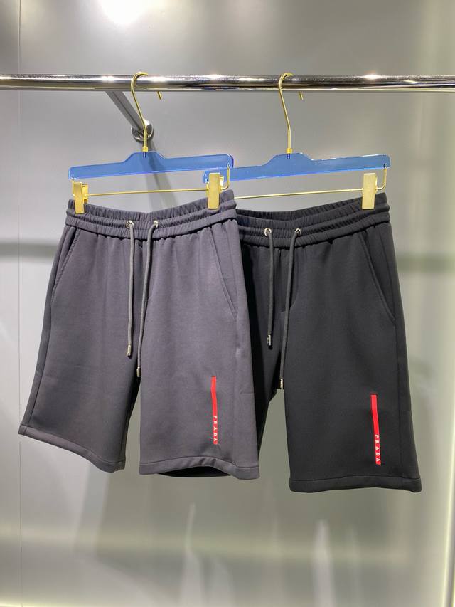 Latest style shorts, made with customer-supplied quick-drying polyester fiber f