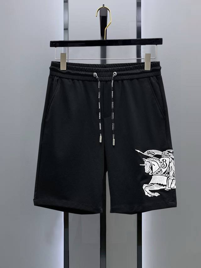 Burberry Summer Logo Knit Sports Casual Shorts. The Os cut creates an extremely