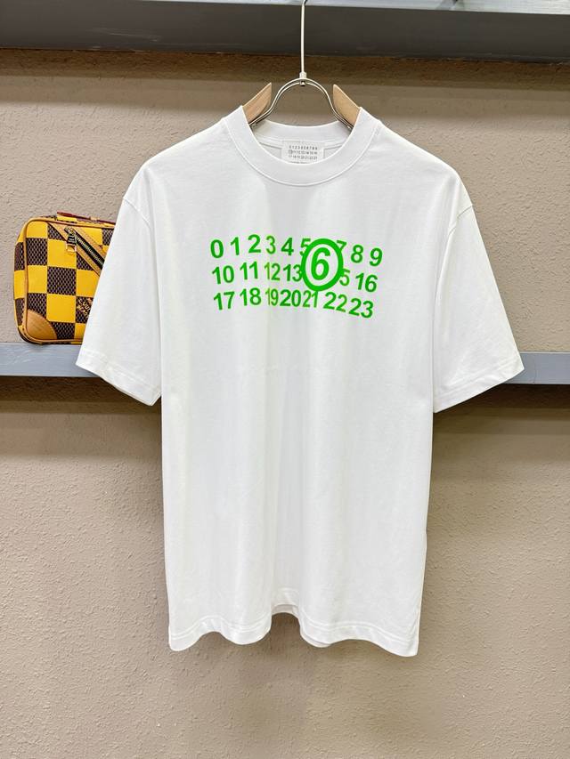 Margiela 2025 Spring/Summer New Short-Sleeve T-Shirt! Fashionable and casual sh