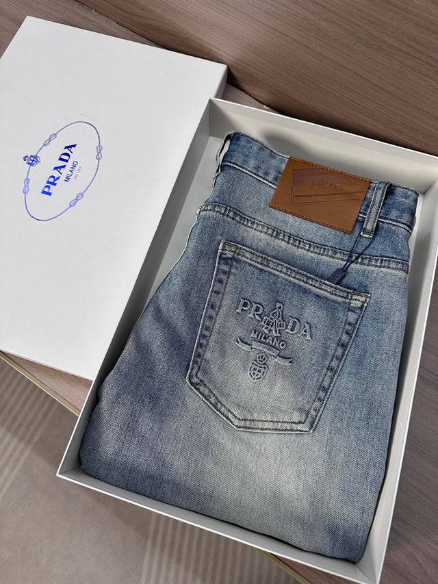 p Prada 25Ss Summer New Arrival Jeans, High-end Quality, Super Soft and Comforta