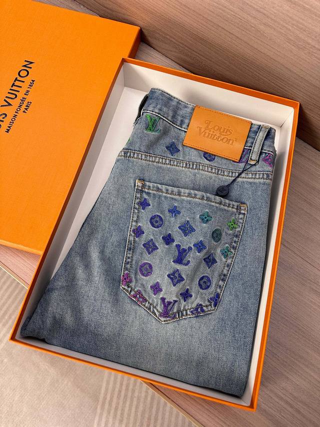Lv (Louis Vuitton) 25Ss Summer New Arrival Jeans, High-end Quality, Super Soft a