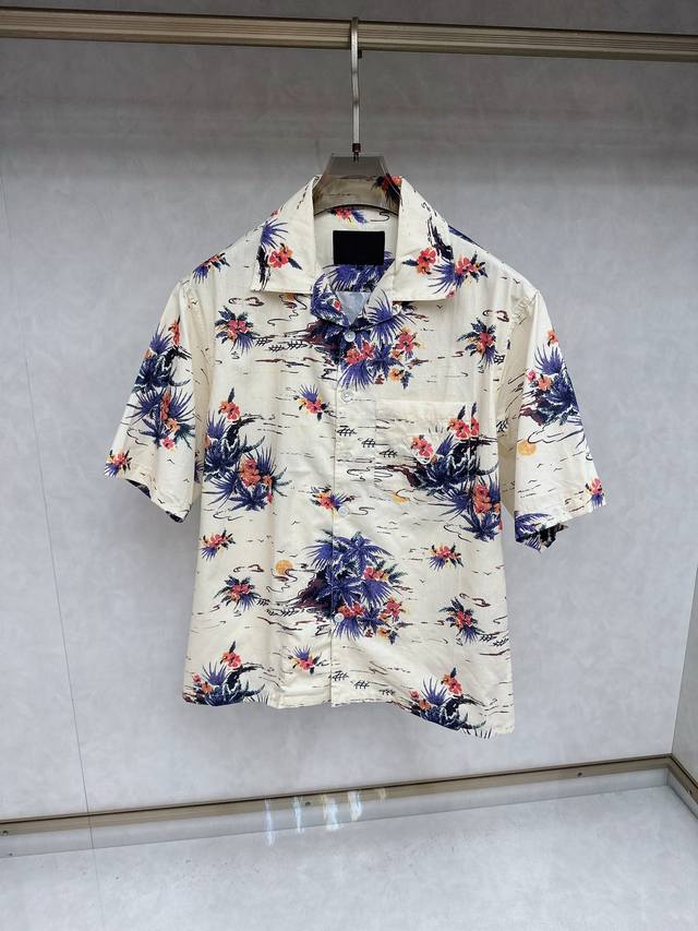 prad*Prada 25 Summer Hawaii Floral Shirt This cotton shirt features an oversized