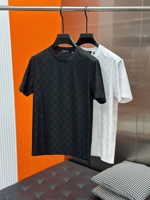 Gucci all-over jacquard logo short-sleeved T-shirt A very simple and stylish al