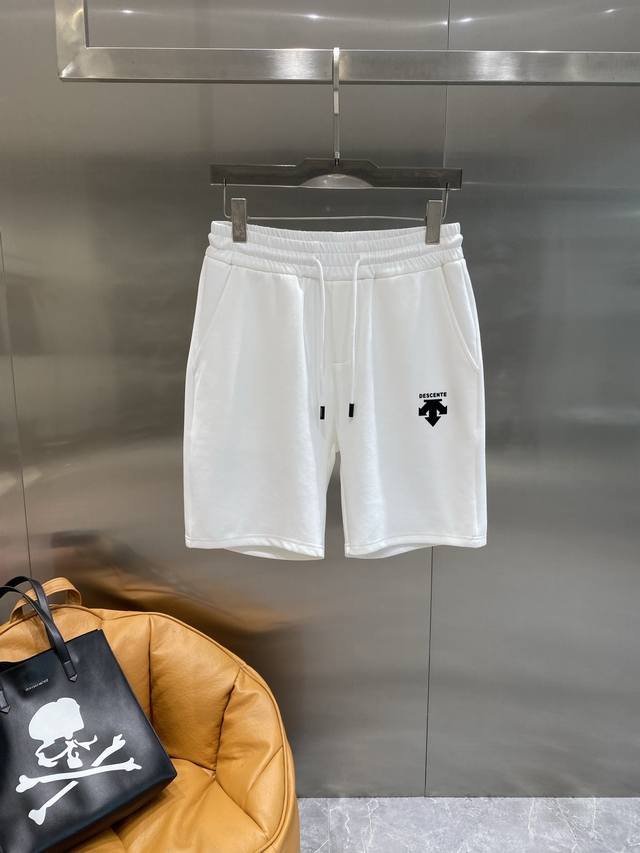 Disang's 2025 Summer New Men's Casual Shorts, made with high-end custom-made br