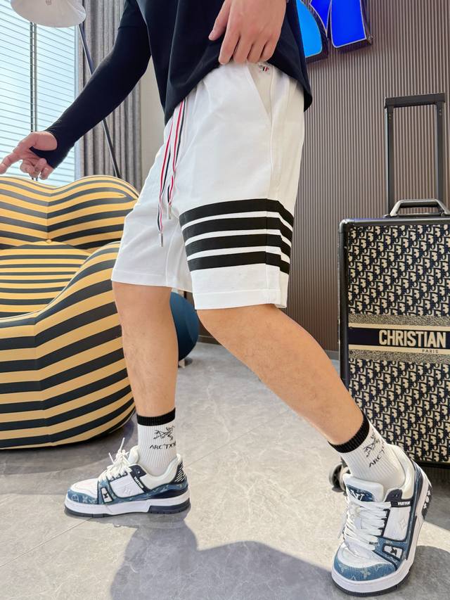 Tb 2025 Summer New Men's Casual Shorts, all tags complete. High-end custom fabri