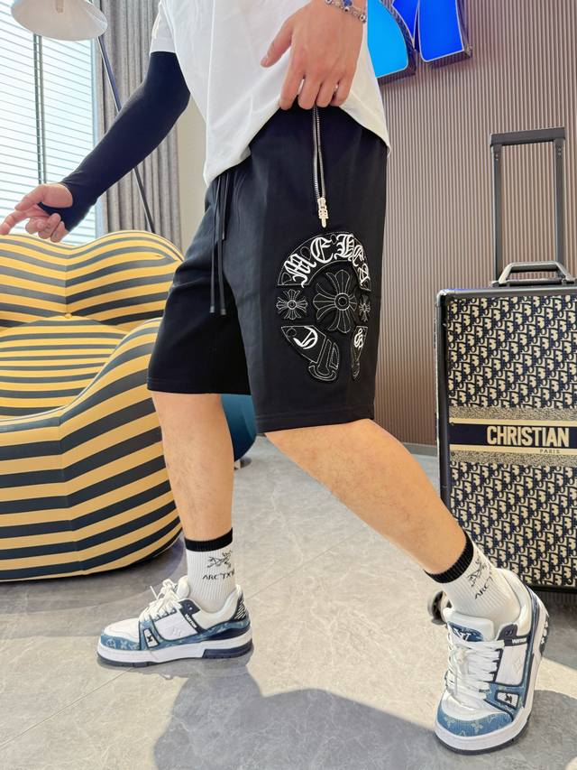 Chrome Hearts 2025 Summer New Men's Casual Shorts, all three labels complete. H