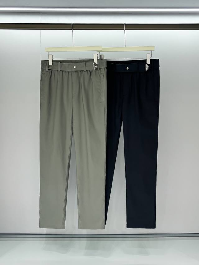 Group photo details Prada 2025 early spring new arrival. Imported fabric, simpl