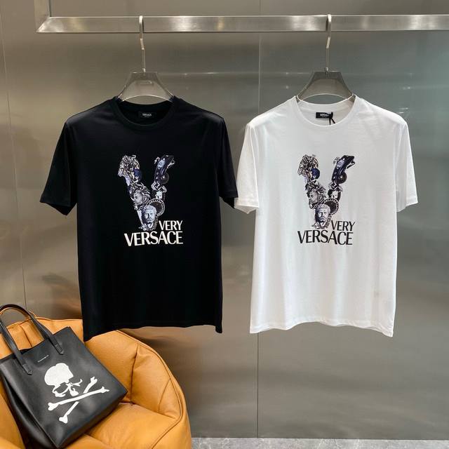 Ver2025 New Arrival: Crew Neck Short-Sleeve T-Shirt. Made with premium Xinjiang