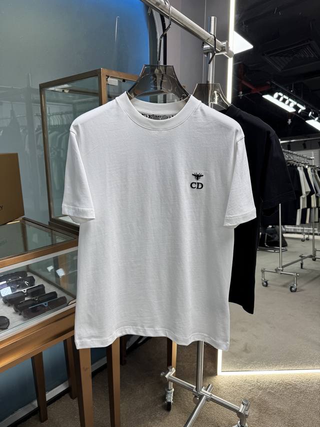 Cd This 2025 Spring/Summer new arrival features a high-end custom-made fabric wi