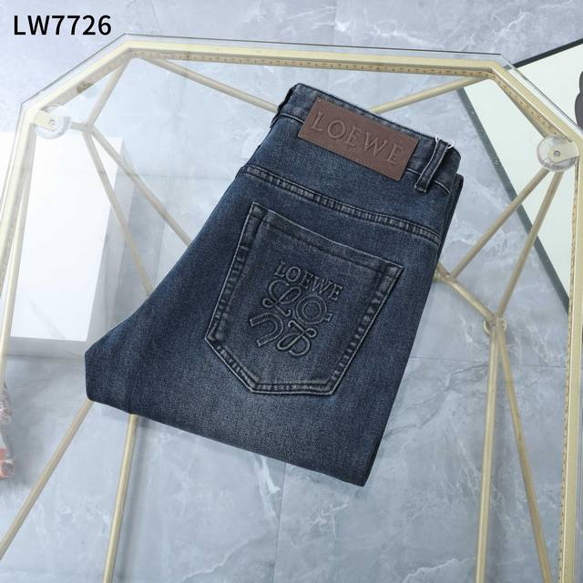 New Autumn/Winter Jeans Style Number: Lw7726 Sizes: 29-42 Business Fit: Slightl