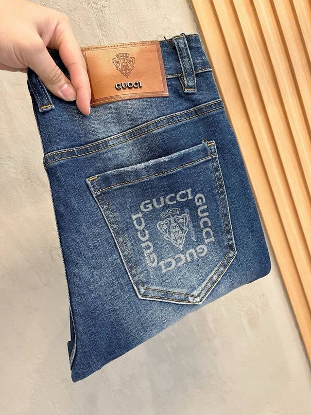 Gucci New Arrival, 2025 In Stock! Original single-piece best-selling jeans, sup