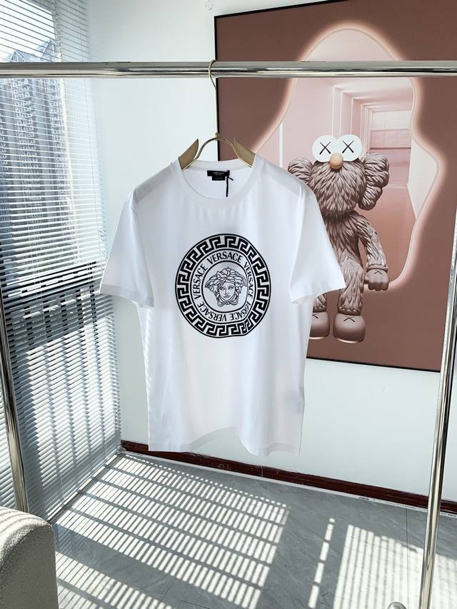 Top Version Differentiates from Regular Items 2025 Versace Summer New Arrival: D