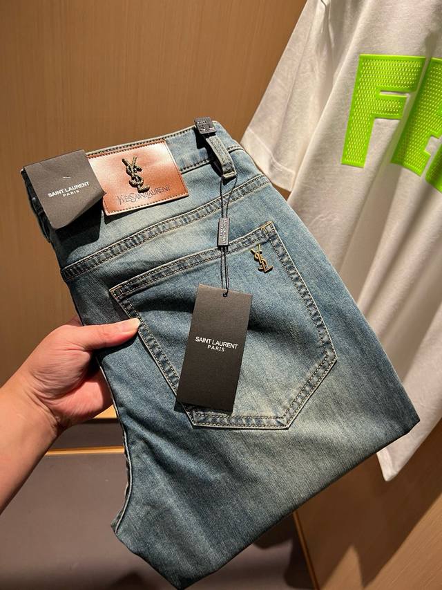 Saint Laure*T Saint Laurent 2025 Spring/Summer New Men's Jeans, Trendy and Luxur