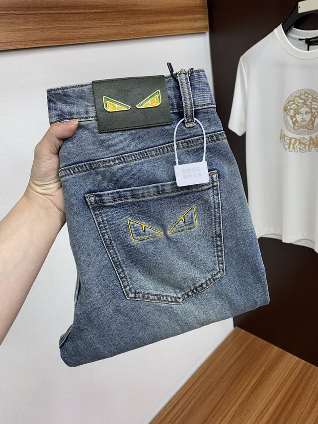 Fendi 2025Ss Early Spring New Arrival Original Men's Jeans - Purebred, a must-ha