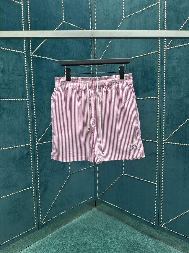 Louis Vuitton 25Ss new beach shorts feature a full-width Monogram pattern overl