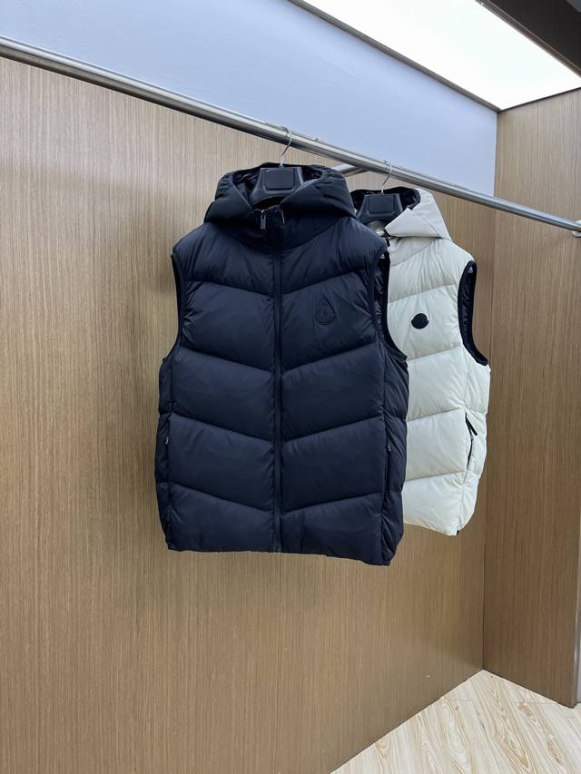Autumn/Winter Down Jacket Moncler New Arrival Autumn/Winter Moncler Down Vest H